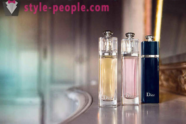 Dior Addict 2: íz leírás és ügyfél vélemény