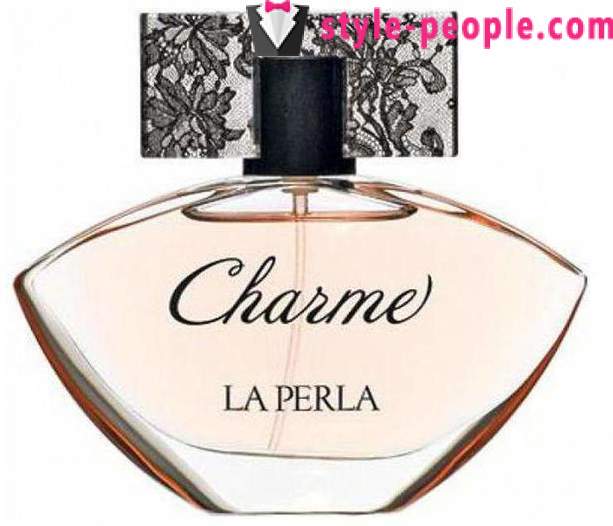 Parfüm La Perla: Leírás ízek