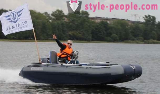 Felfújható csónak „Flagman 320”: funkciók vélemények