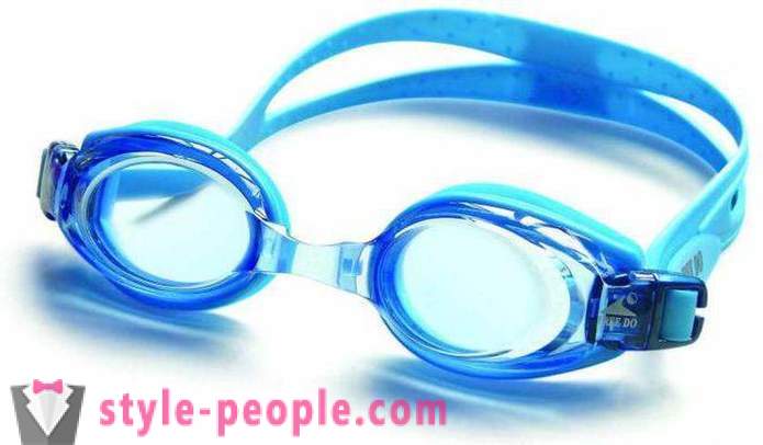 Hogyan válasszuk ki a szemüveg úszás: tippek