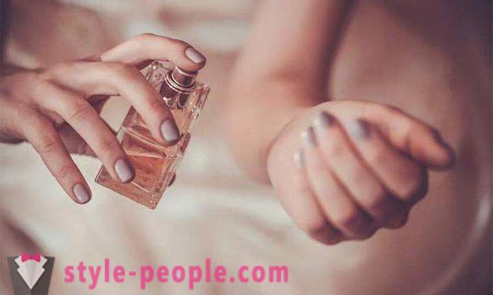 Parfüm a feromonok: véleménye, mítosz vagy valóság, mint a cselekmény