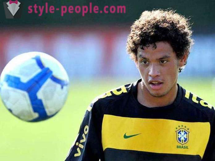 Carlos Eduardo Marques: brazil labdarúgó karrierjét
