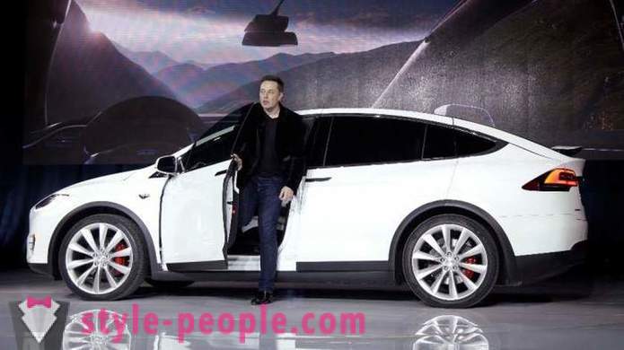 Autók a garázsból Elon Musk
