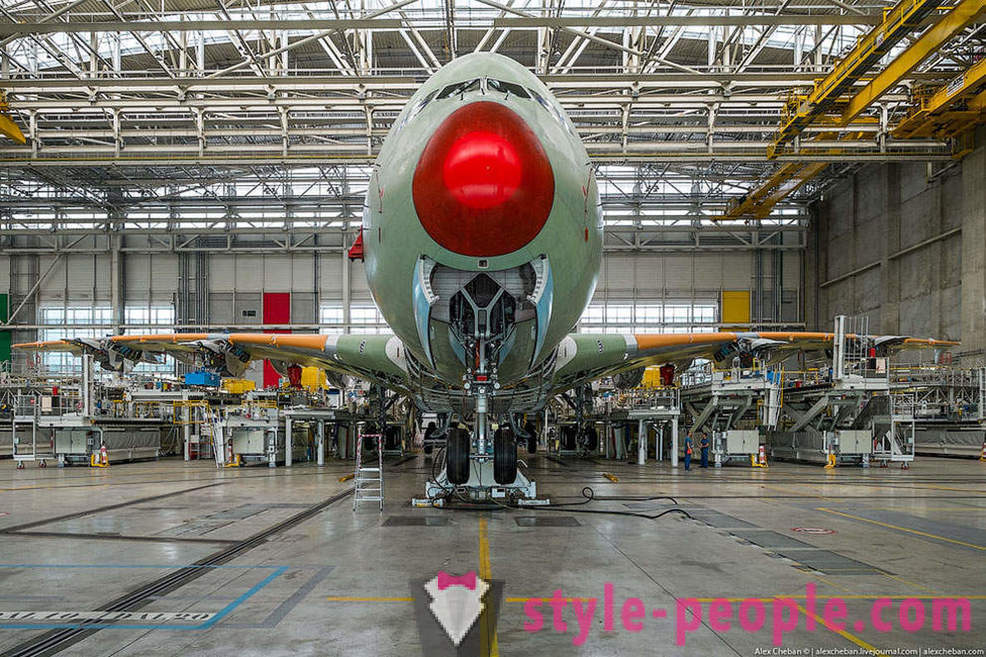 A gyártási folyamat a világ legnagyobb utasszállító repülőgép