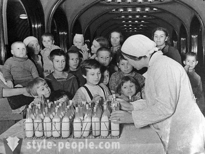 A moszkvai metró, vált otthon sok a háború alatt