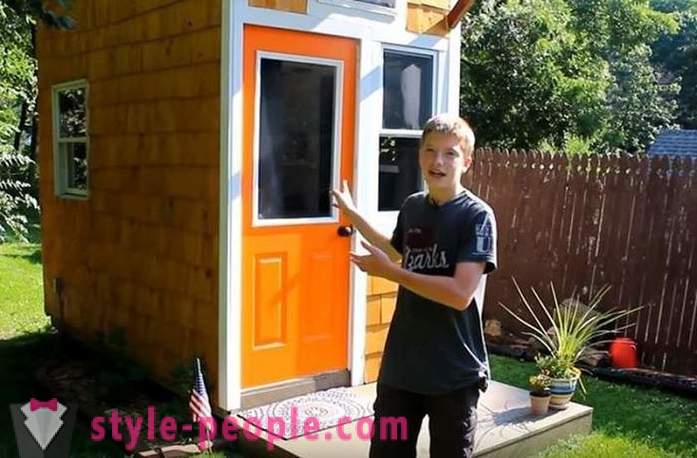 13 éves fiú épített magának egy házat