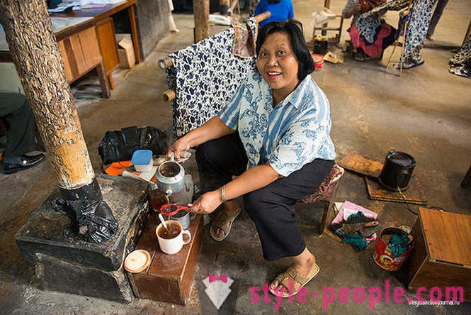Hogyan készítsünk batikolt Indonézia
