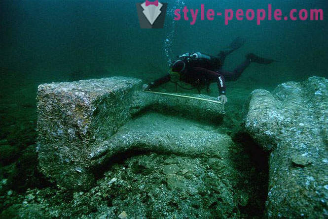 Az ősi város Heraklion - 1200-as években a víz alatt