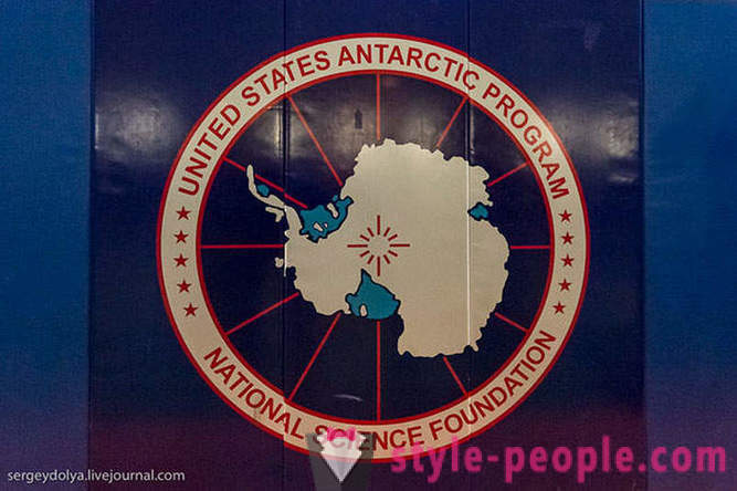 Antarktisz állomás a Déli-sarkon