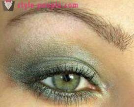 Szürke-zöld szem, a make-up ruha?